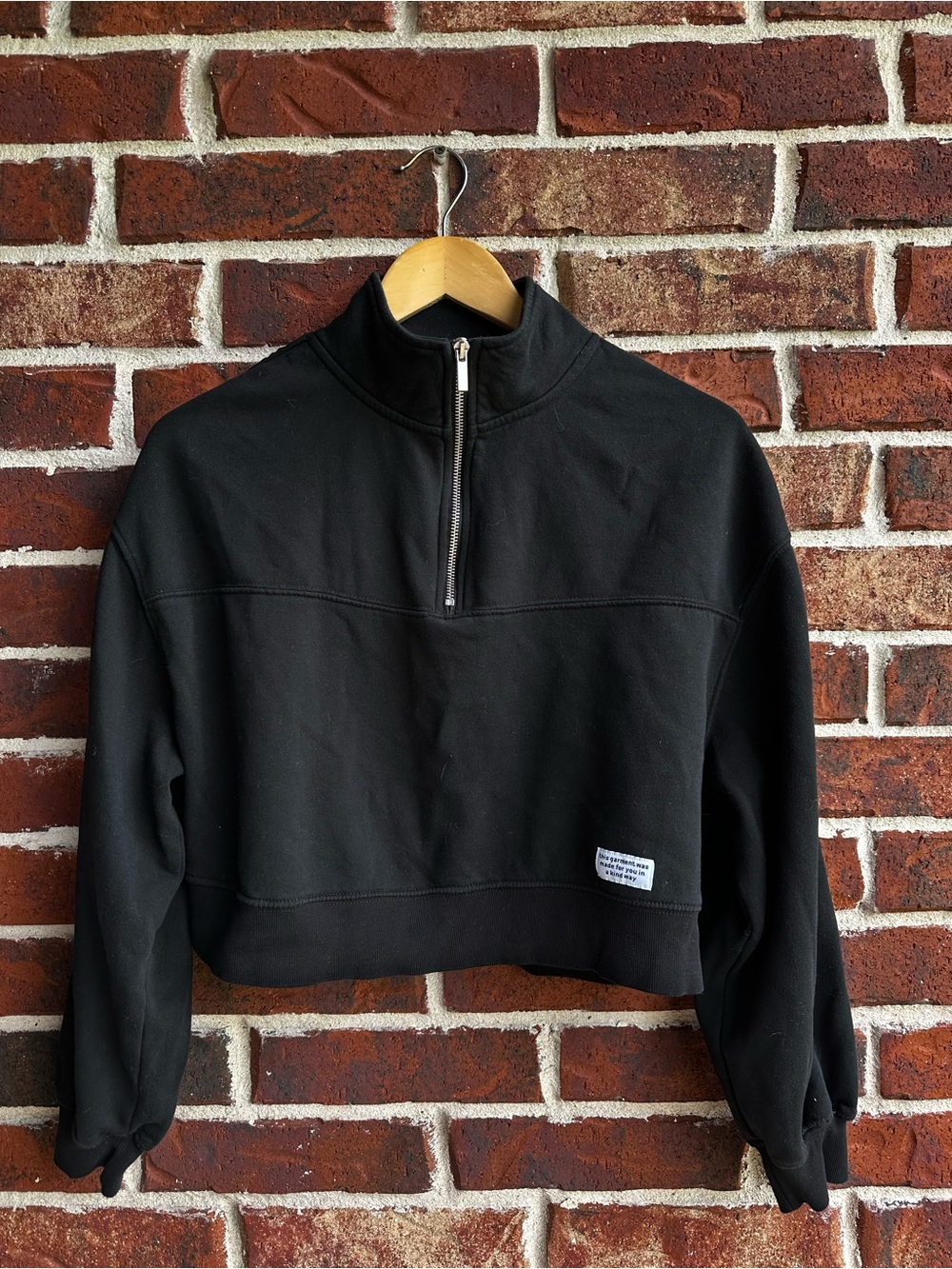 H&M Black Crewneck Sweatshirt with Tag Detail